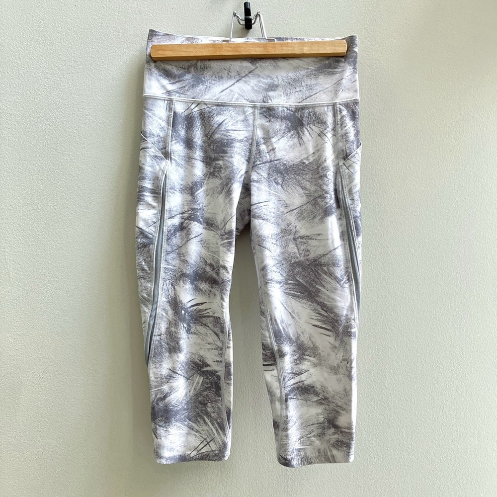 Lululemon Pace Perfect Crop Leggings Women's Size 6 Gray Activewear Pockets - Picture 3 of 15